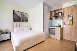 Η κουζίνα ή μικρή κουζίνα στο The Rixx Saigon Central - Next to Ben Thanh Market