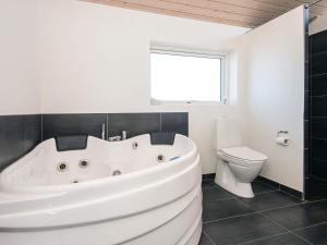 Φωτογραφία από το άλμπουμ του Serene Dune View Retreat-By Traum σε Henne Strand