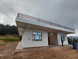 Bangunan di mana terletaknya rumah tamu ini