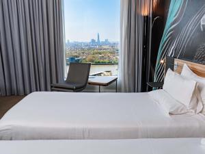 Superior Twin Room with City View