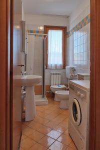Ένα μπάνιο στο Sunny holiday flat-Beahost