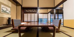 Ruang duduk di Samurai Stay Kumeya