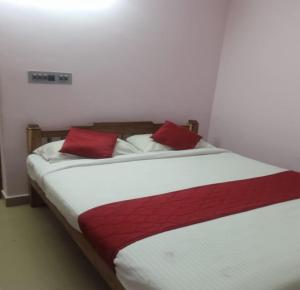 Φωτογραφία από το άλμπουμ του Vasantharaja Villa Ariyankuppam σε Pūrnānkuppam