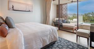 Katil atau katil-katil dalam bilik di Angsana Laguna Lakeside Suite - Spacious, Elegant and Private +12 gambar