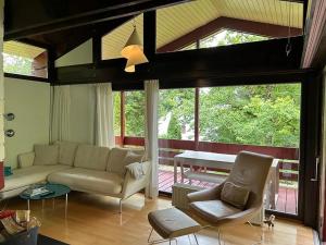 Χώρος καθιστικού στο Rote Haus am See