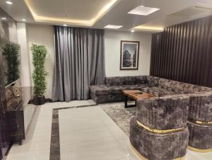 ラホールにあるGold Crest Mall & Residency Premium Apartments With Al-Fatah Store & Shopping Mallのギャラリーの写真