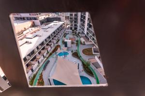 Fotografie z fotogalerie ubytování Modern 1BHK Near AUH Airport For 3 Guests v destinaci Abu Dhabi