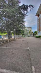 Fotografie z fotogalerie ubytování Le KOZY - Climatisation - Parking Gratuit v Grenoblu