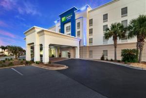 Holiday Inn Express & Suites Destin - Miramar Beach by IHG