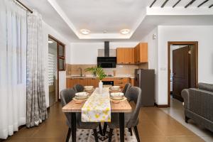 Afbeelding uit fotogalerij van Sultana Palace Exclusive Apartments in Kikambala