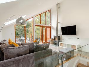 TV/trung tâm giải trí tại Waterside Lodge Five -Uk38263