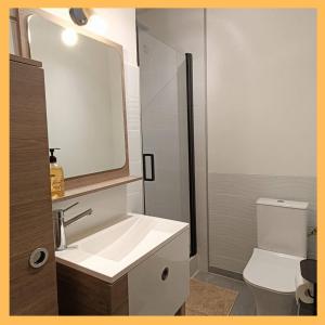 Ένα μπάνιο στο Le Charme du Léman I T2 I centre ville