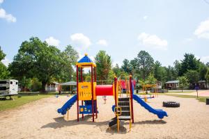 Gallery image of Bonanza Camping Resort in Wisconsin Dells