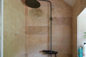 Ένα μπάνιο στο Perche King's Bedroom in MaisonNomadeChic +26 φωτογραφίες