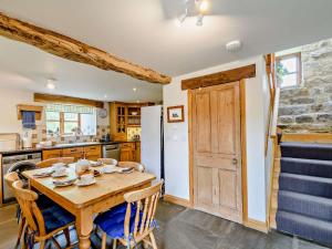 Ruang duduk di 3 bed in Harrogate HH099