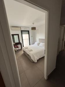 Postel nebo postele na pokoji v ubytování Grand 3 pièces avec terrasse vue mer tout confort
