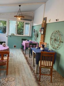 Ruang duduk di Linden House