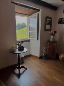 UrepelにあるMaison Basque Au Milieu Des Présのギャラリーの写真