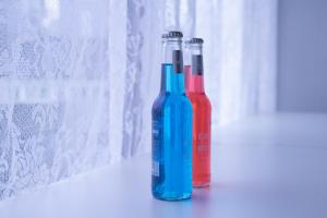 Nápoje v ubytování 4 Beds in the Heart of Hongdae, Mangwon, Sangsu & Red Road