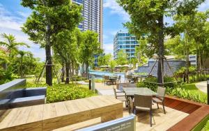 Κήπος έξω από το South pattaya Unixx hotel