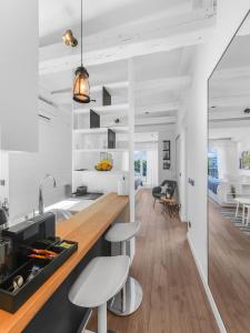 Η κουζίνα ή μικρή κουζίνα στο Enjoy B-52 Studio