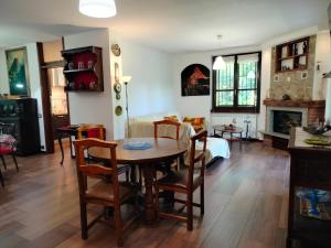 Dapur atau dapur kecil di Villa Amabel
