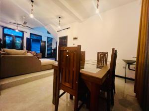 Χώρος καθιστικού στο Meadow View Villa