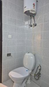 Un baño de Sukoon - A Niyaraa Stay - Gem in Omaxe Vrindavan