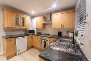Η κουζίνα ή μικρή κουζίνα στο 2 Bedroom entire Flat New Cross london