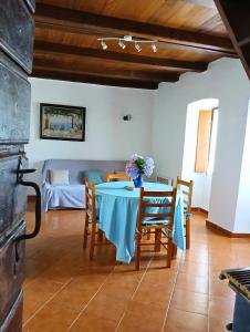 Μια τηλεόραση ή/και κέντρο ψυχαγωγίας στο A Casa Di Mamo