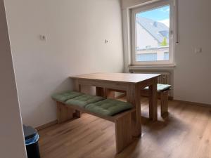 Posezení v ubytování Gemütliche Wohnung im Erdgeschoss in sehr zentraler Lage