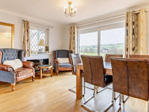 Ruang duduk di 5 Bed in Aberystwyth 95994
