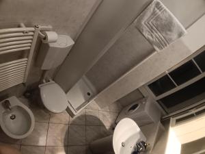 Koupelna v ubytování The MOON apartment