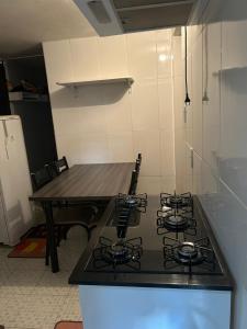 Η κουζίνα ή μικρή κουζίνα στο Casa da Amanda