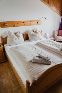 Postel nebo postele na pokoji v ubytování Studio Emi