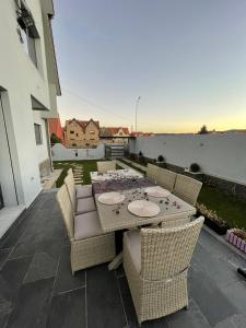 Μπαλκόνι ή βεράντα στο Villa Belle Vue +3 φωτογραφίες