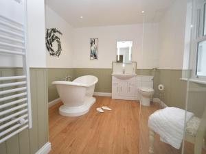 Bilik mandi di 3 Bed in Yeolmbridge 41848 +12 gambar