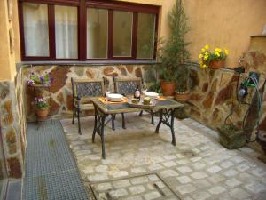 A patio or other outdoor area at Apartamentos Suites&Homes