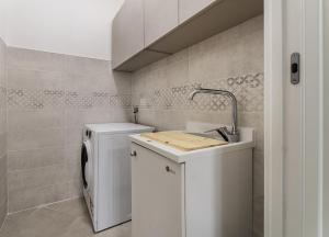 Gallery image of Merlata Suite - 8 min from M1 - private parking in Pero