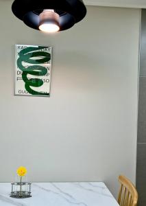 Galeriebild der Unterkunft YEOSU Night Sea, Hotel Bedding in Wagol