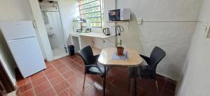 O bucătărie sau chicinetă la Casa Micha - Hospedaje temporal en Asunción