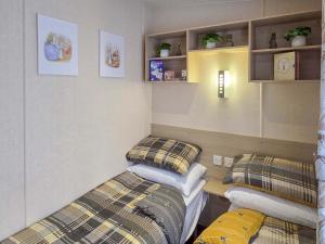 Birnamにある1 Sunview Gardenの部屋にベッドが2つある部屋 +21枚の写真