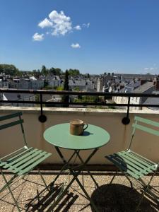 Balkón nebo terasa v ubytování Calme et élégance au cœur de Tours