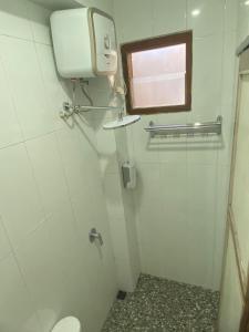Ένα μπάνιο στο Ajeng Homestay Uluwatu