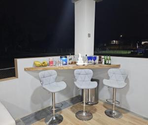 Galeriebild der Unterkunft Luxury Stay in Aguadilla 10 min Crash Boat Beach in Camaceyes