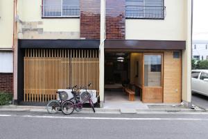 A patio or other outdoor area at Kagaribi Guesthouse