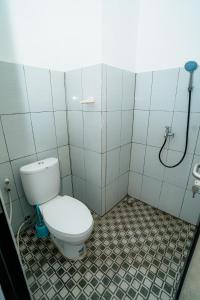 Ένα μπάνιο στο Hotel Andalusia Darunnajah 3