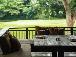 Zahrada ubytování MUTHI MAYA Forest Pool Villa Resort - SHA Plus Certified