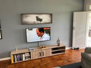 Et tv og/eller underholdning på Bazley Heights