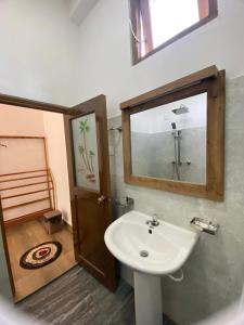 Koupelna v ubytování Grandmila Resort